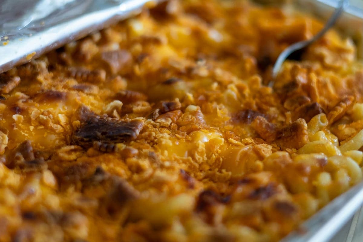 Macaroni met vegetarische ham en kaas