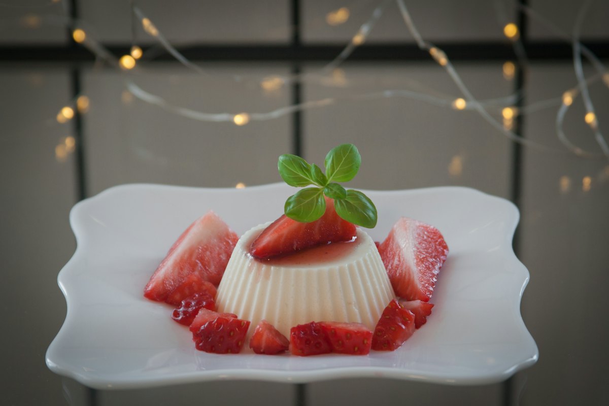Panna cotta met aardbeien (zonder gelatine)